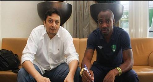 رسمياً .. الاهلى يضم النيجيرى بروميس 